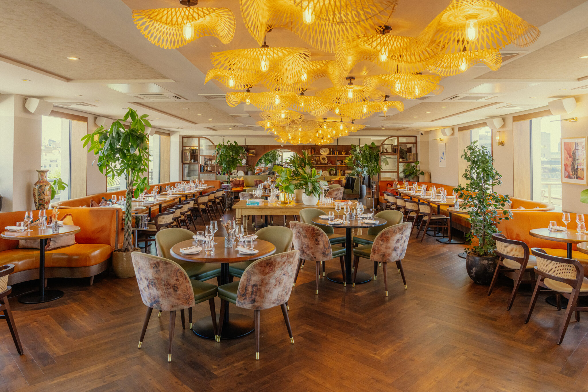 Kitty Hawk Rooftop Restaurant near Trafalgar Square